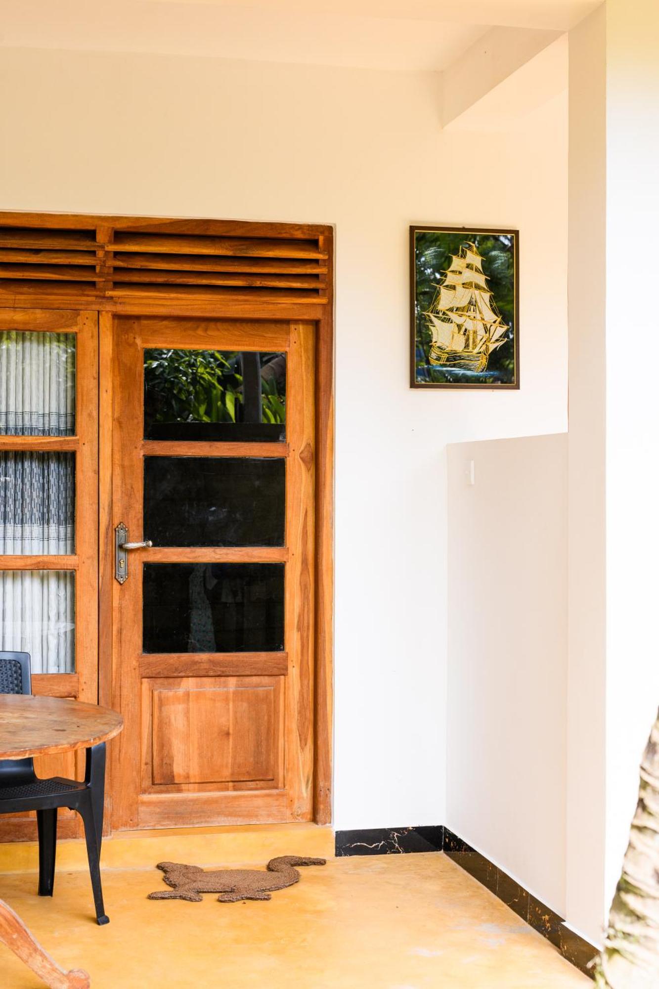 Relax Beach House Tangalle Exteriör bild