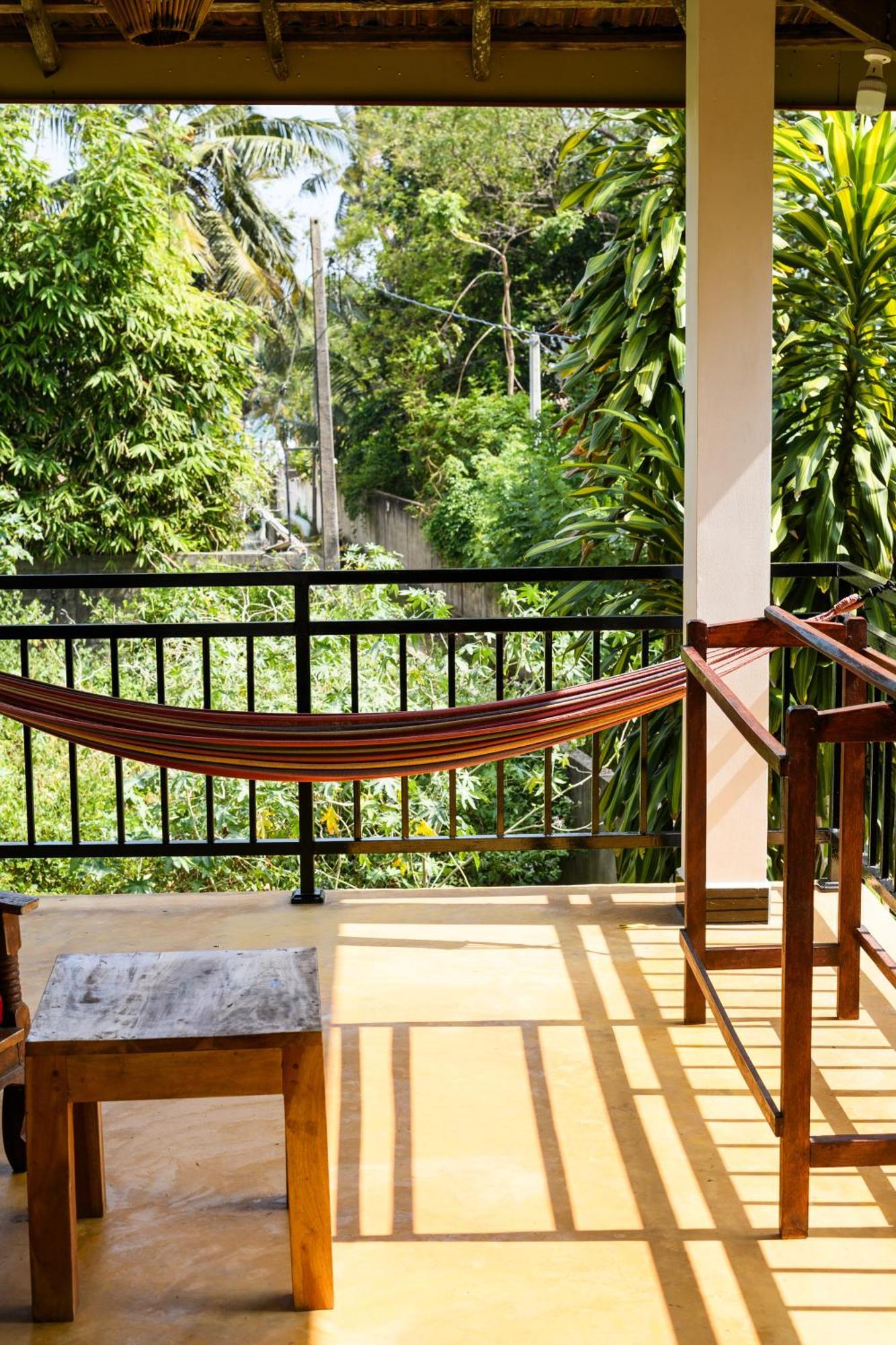 Relax Beach House Tangalle Exteriör bild
